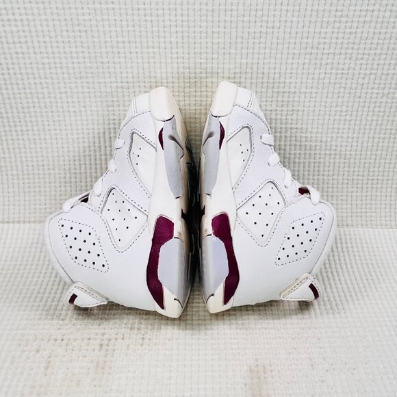 Nike Jordan Maroon 6 Retro 2015 Nike Burgundy Toddler Shoes Size 6C 384667-116 - Picture 6 of 9